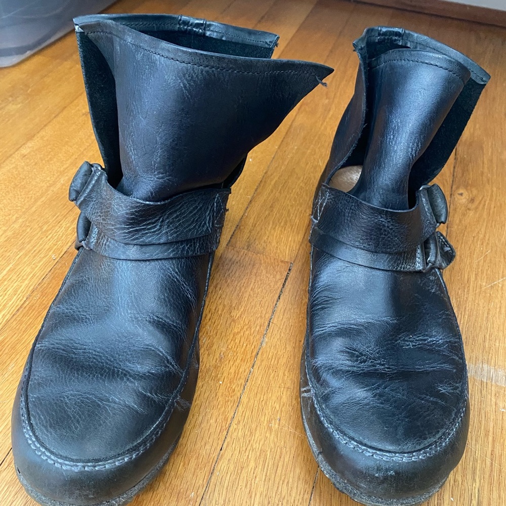 Sorel ankle boots women’s size 12